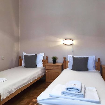 Къща За Гости Загорски Hotel Kalofer Exterior photo